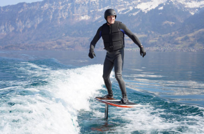 The Ultimate Guide to Surfing: Exploring Waves, Techniques, Safety & Global Hotspots