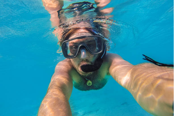 Freediving vs. Scuba Diving: Which Underwater Adventure is Right for You?